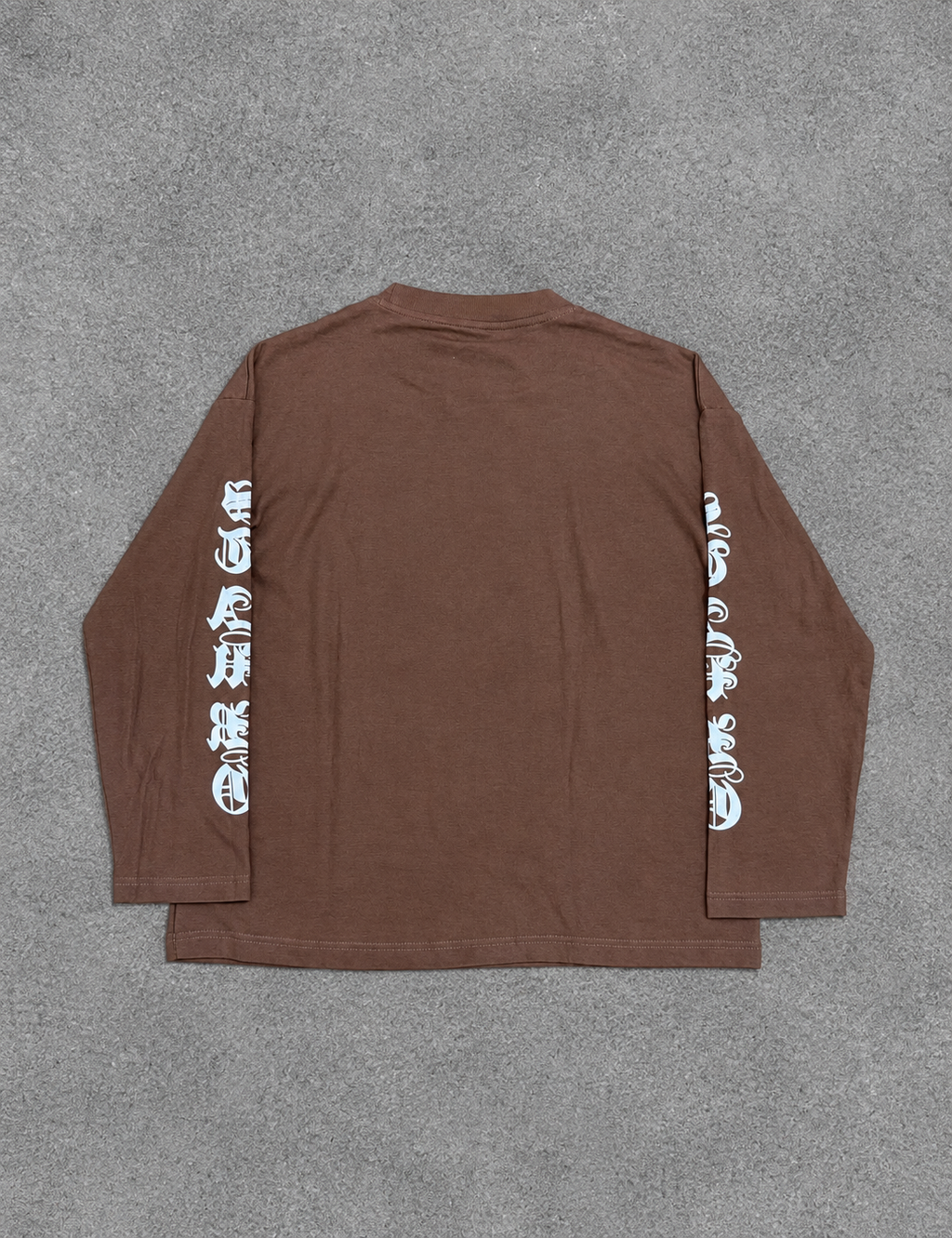 MOCHA SCRIPT - BROWN GRAPHIC TEE