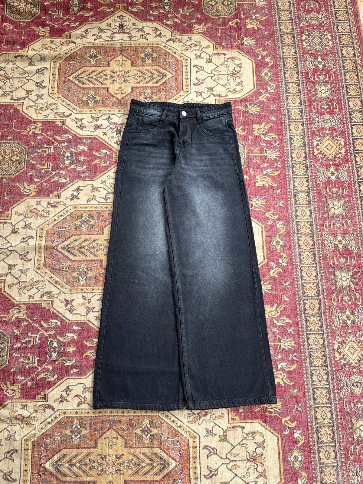 CARBON BLACK WIDELEG