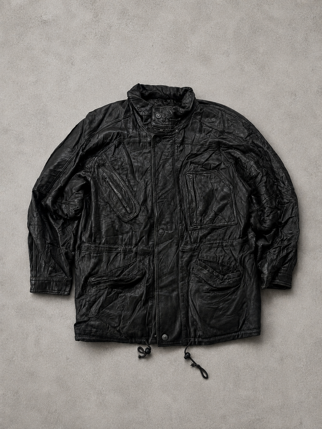 BLACK LEATHER JACKET - L