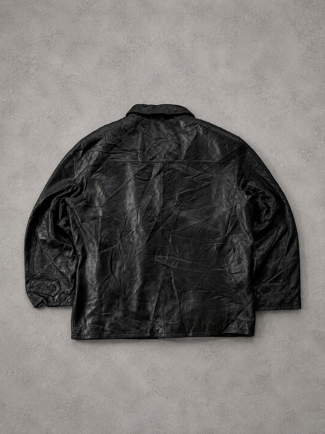 BLACK LEATHER JACKET - M