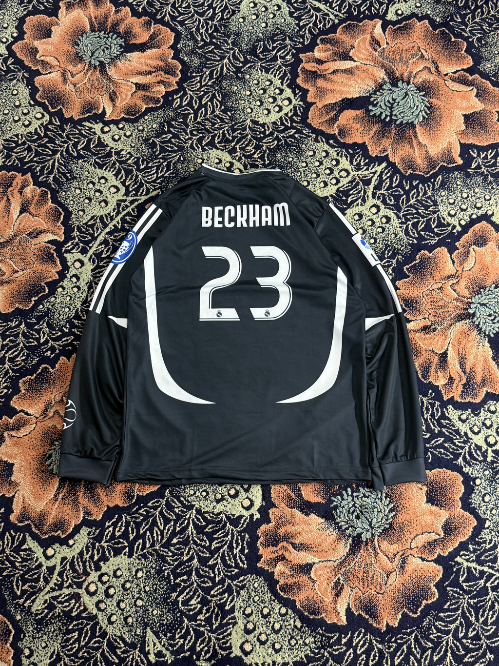 REAL MADRID 2006-07 AWAY RETRO KIT (LONG SLEEVE)