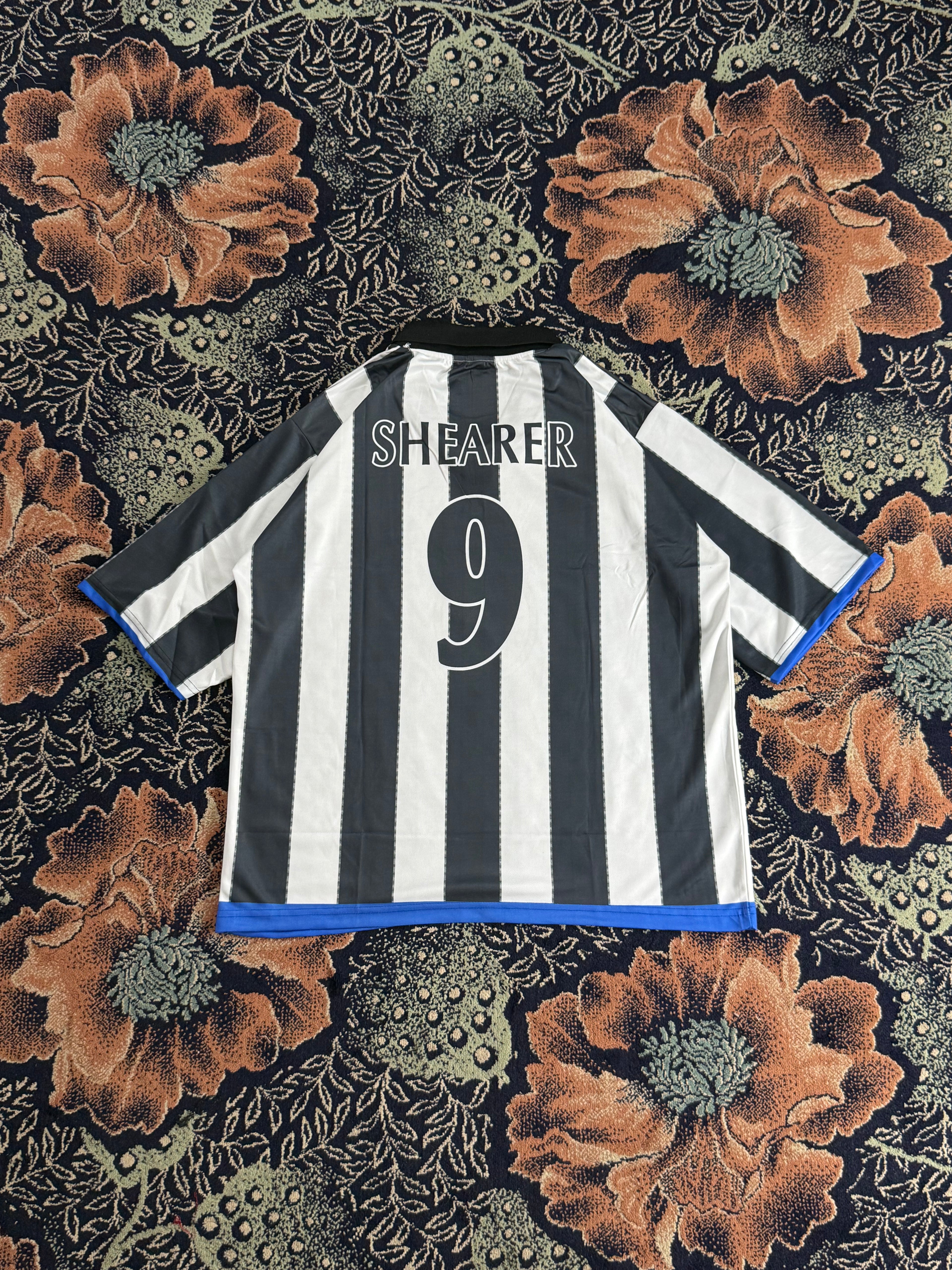 NEWCASTLE UNITED 1995-97 HOME RETRO KIT