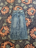 DISTRESSED WASH WIDELEG DENIM