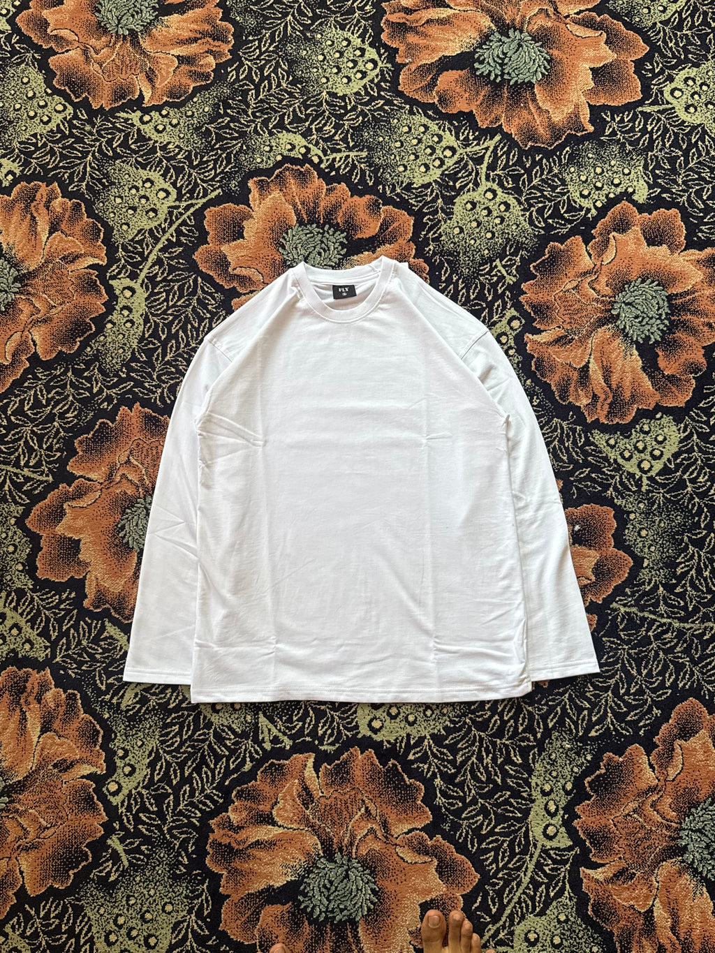 OPTIC WHITE OVERSIZED FULL SLEEVE TEE