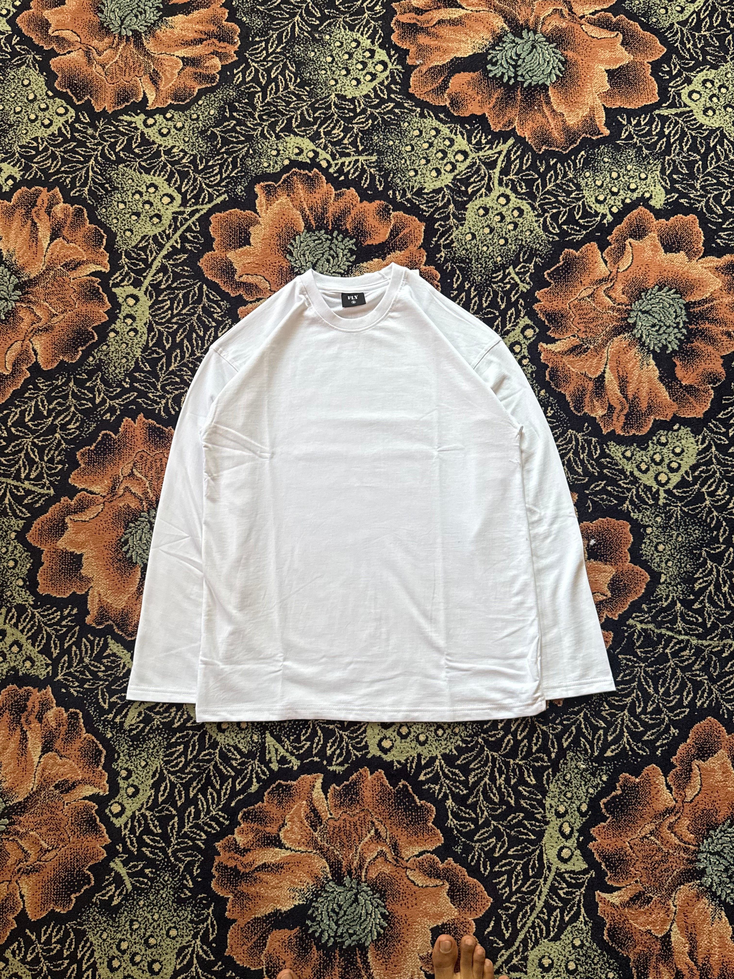 OPTIC WHITE OVERSIZED FULL SLEEVE TEE