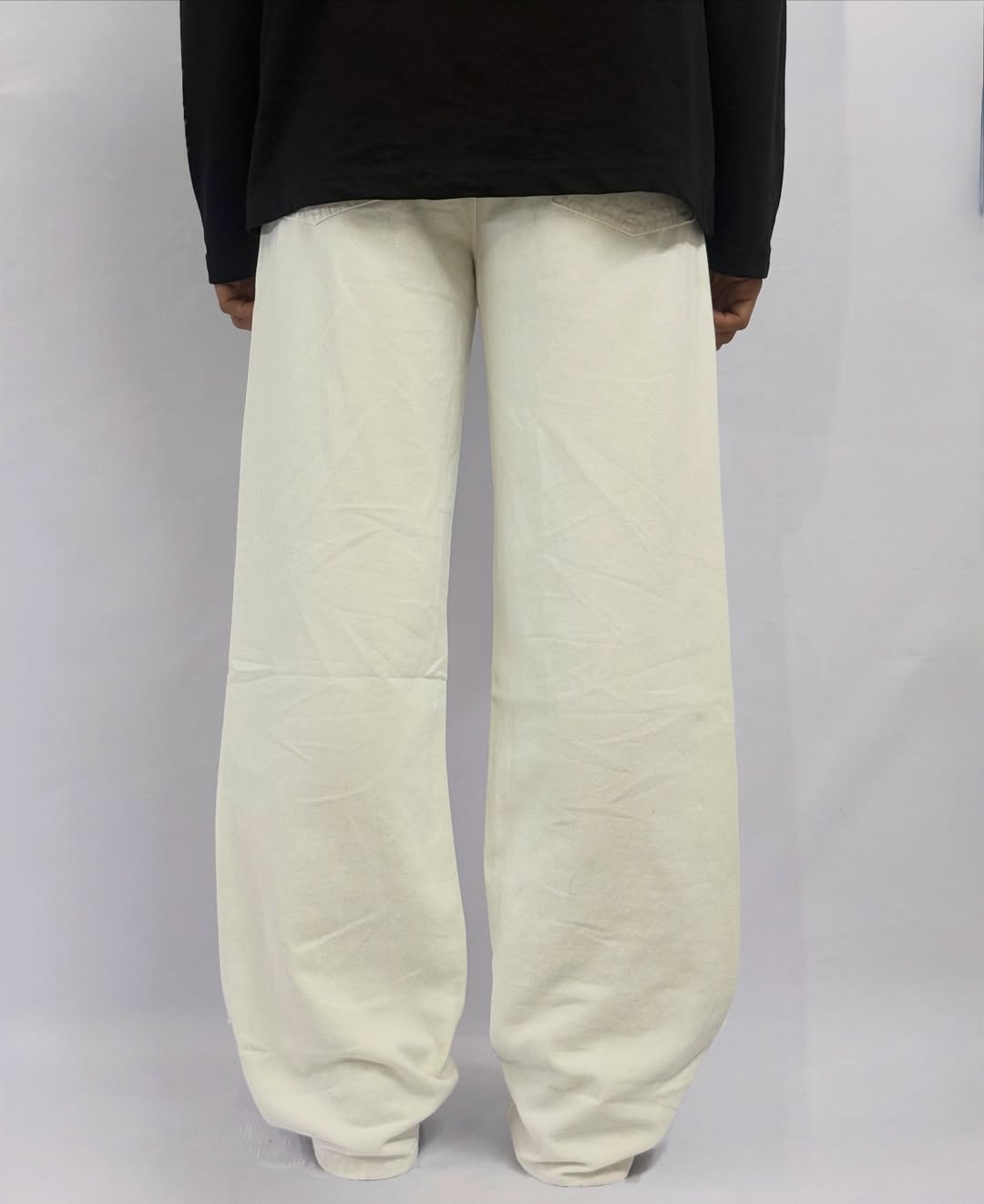 OFF WHITE STRAIGHT BAGGY